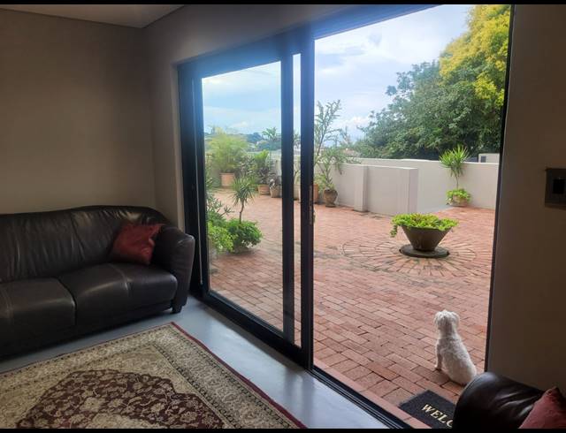 1 BEDROOM FLAT TO LET IN MORNINGSIDE